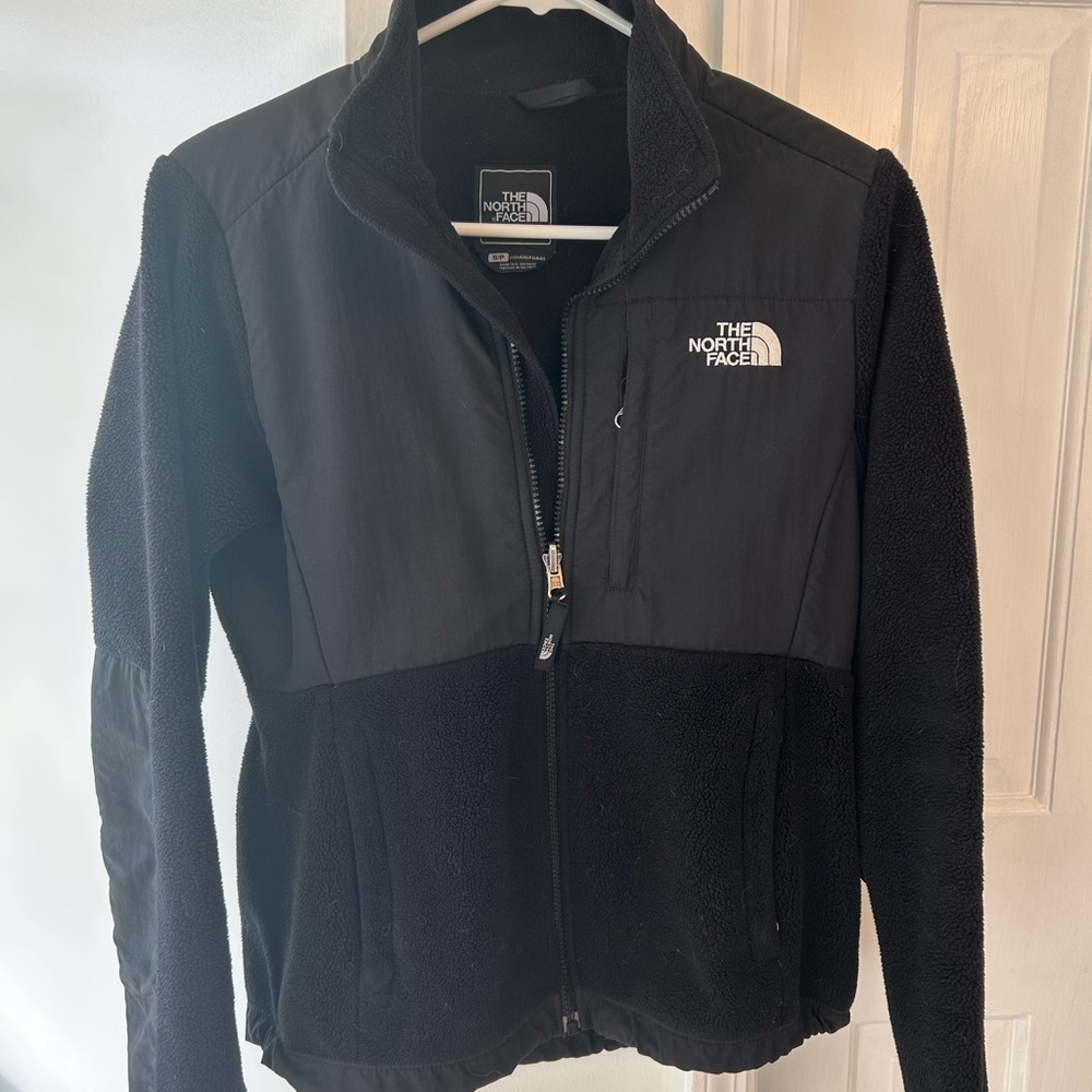 The North Face Women's Black Utility Jacket